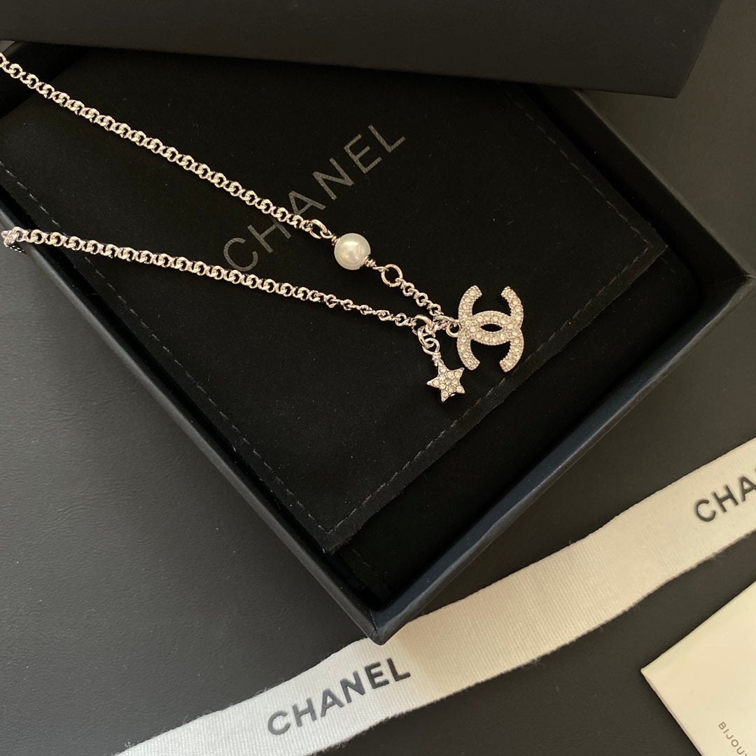 2025 Fashion Double C Pentagram Pendant Necklace