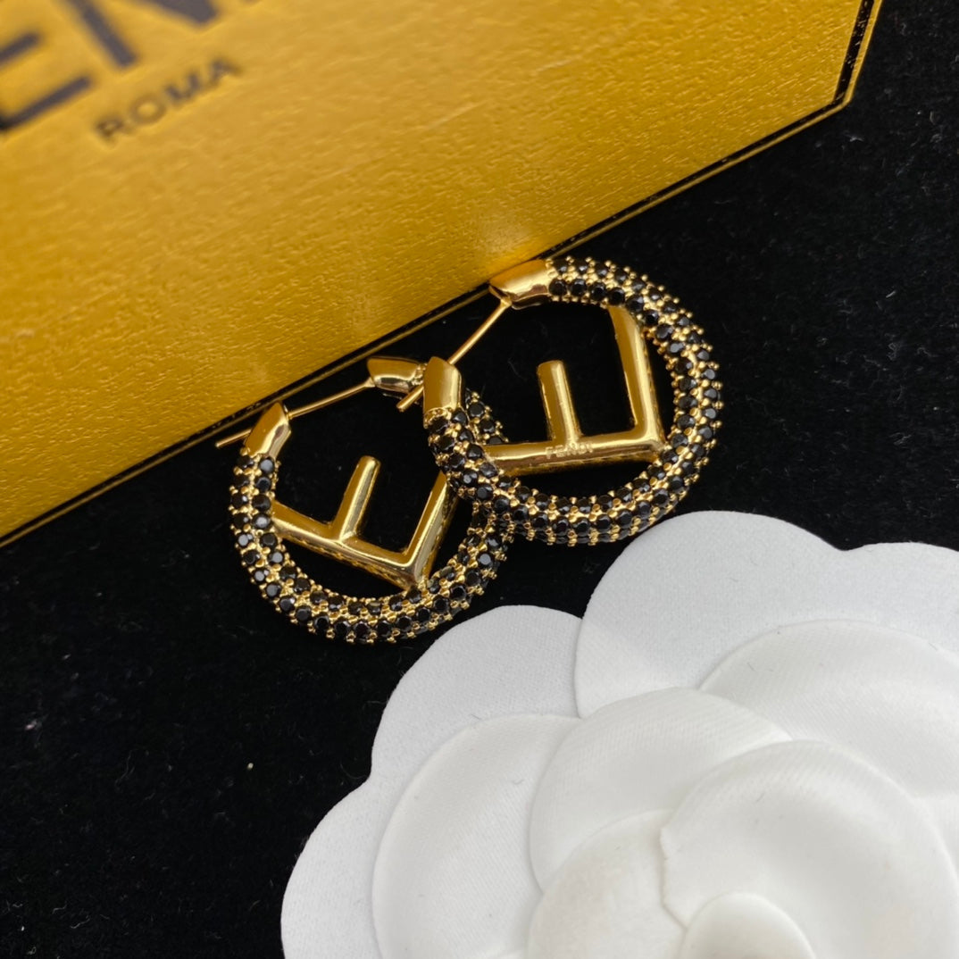 2025 Elegant rhinestone round letter earrings