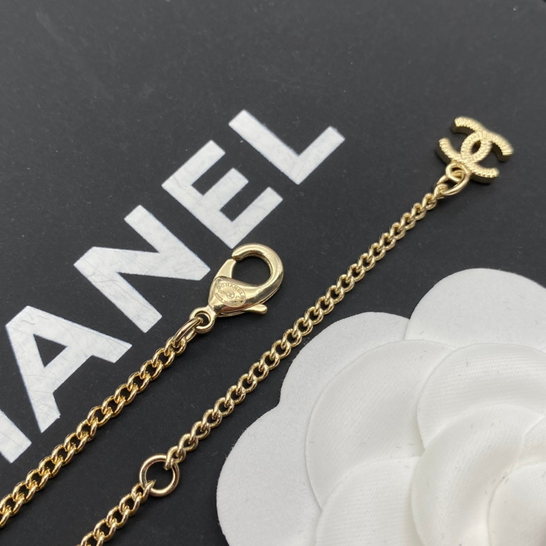 2025 Vintage Double C Rhinestone Pearl Pendant Necklace