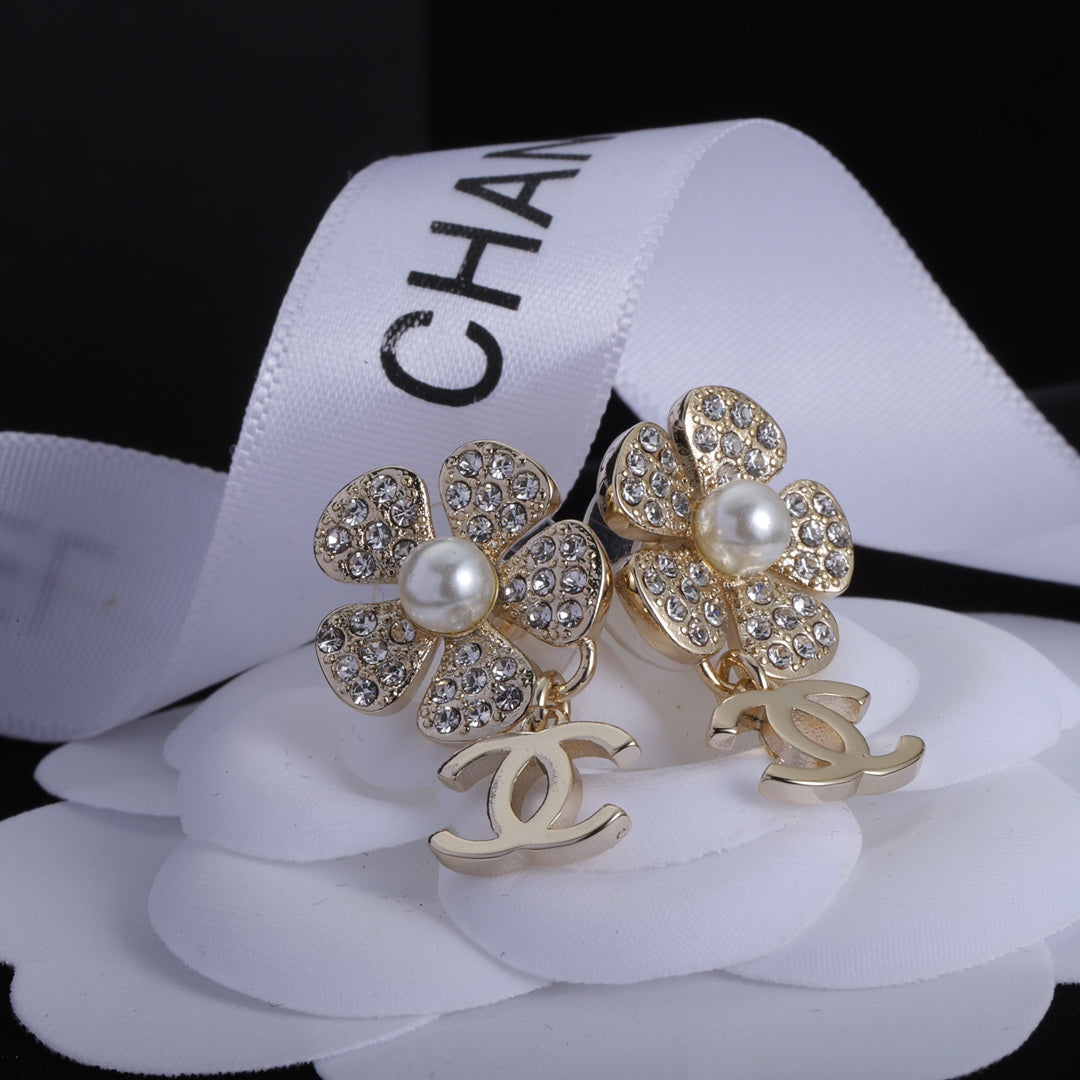 2025 Classic Double C Flower Pearl Rhinestone Earrings