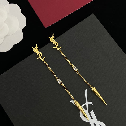 2025 Temperament Chain Logo Earrings