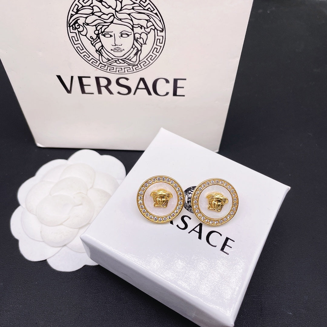 2025 White Shell Diamond Round Stud Earrings