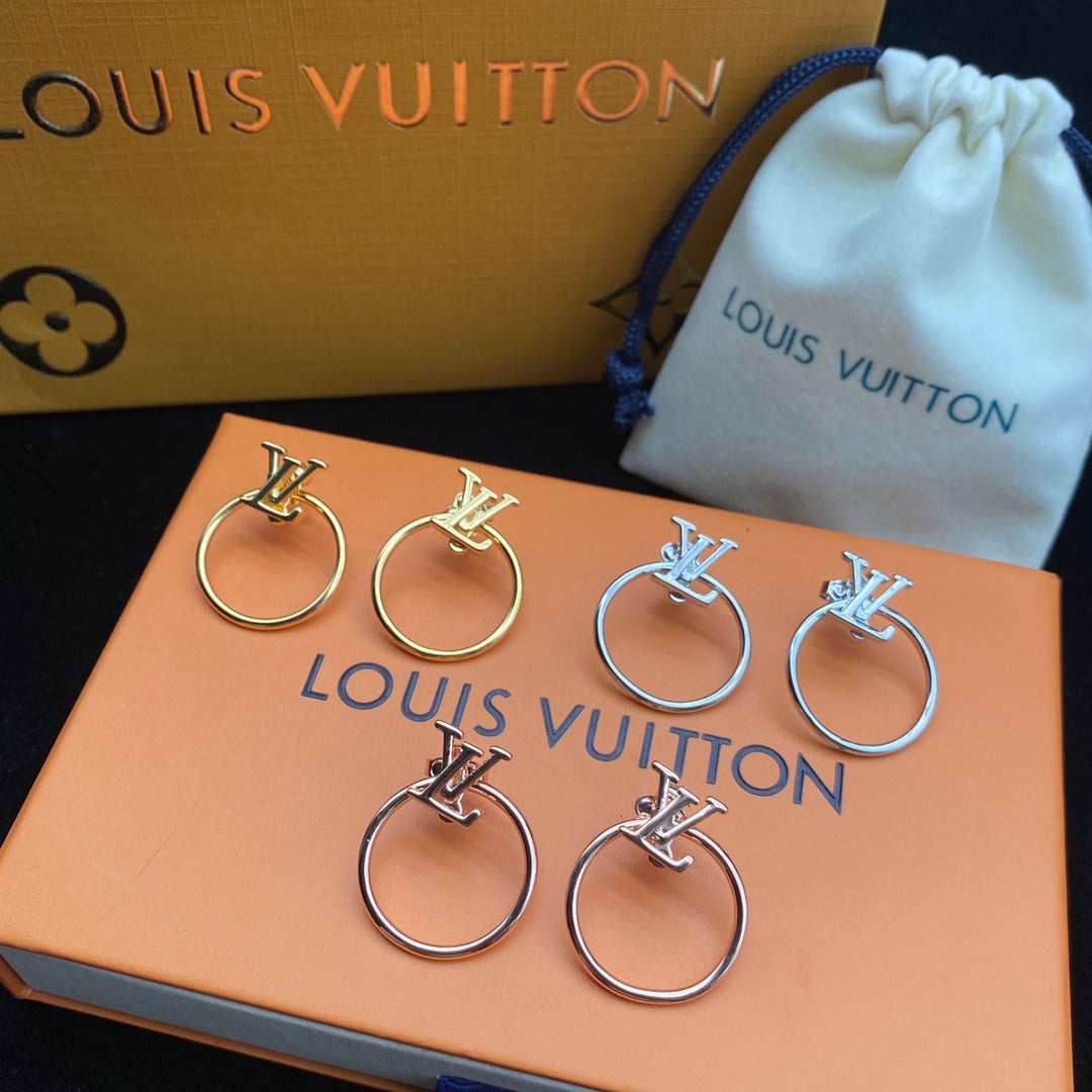 2025 Versatile Circle Letter Earrings