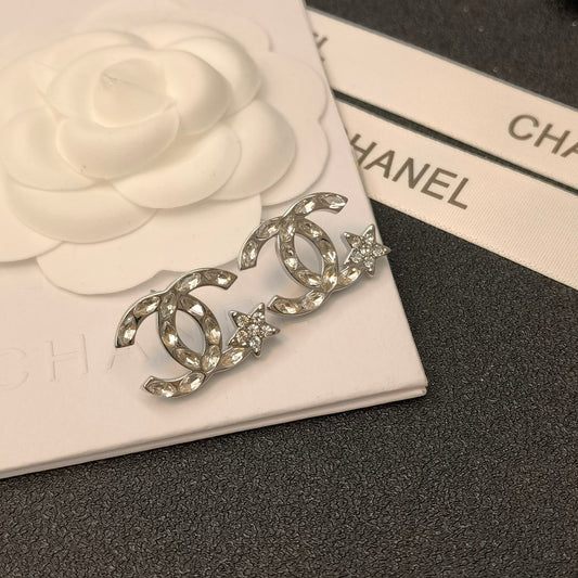 2025 Crystal Diamond Star Stud Earrings