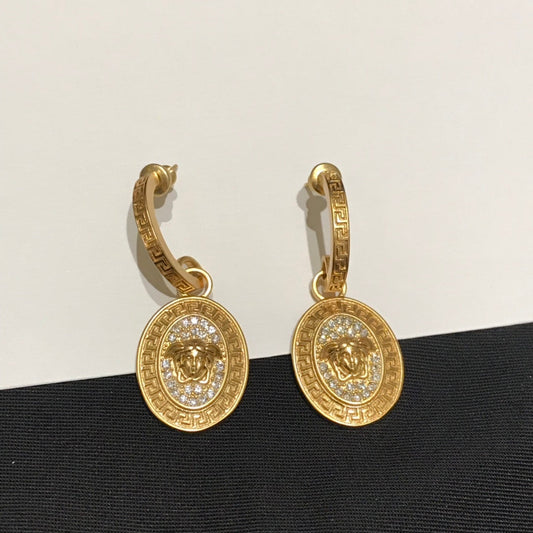 2025 Oval Pendant Labyrinth Design Earrings