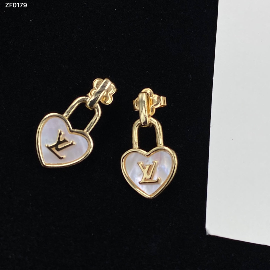 2025 Heart Shaped White Fritillaria Earrings