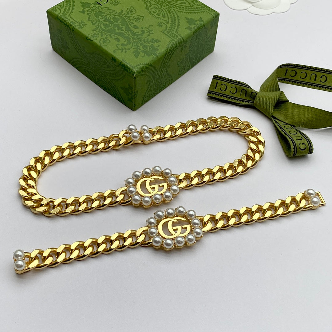 2025 Classic Chunky Chain Pearl Bracelet Necklace