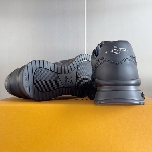 2025 250318 New high quality new color board shoes