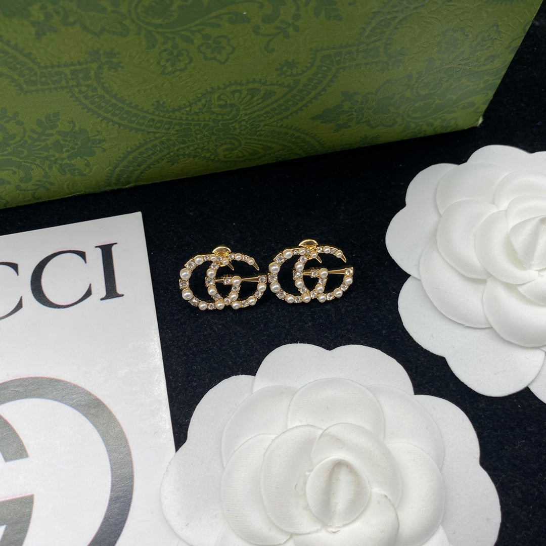 2025 Classic Pearl Zircon Letter Stud Earrings