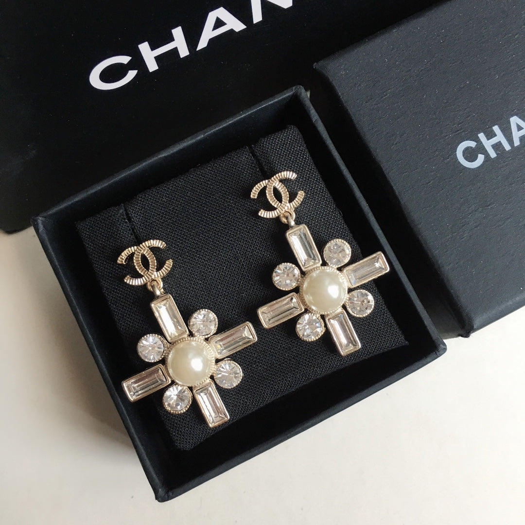 2025 Temperament Square Diamond Pearl Earrings