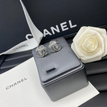 2025 Sparkling Zircon Stud Earrings