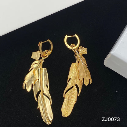 2025 Creative Feather Pendant Earrings