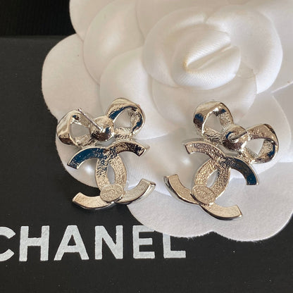 2025 Elegant Bow Diamond Earrings