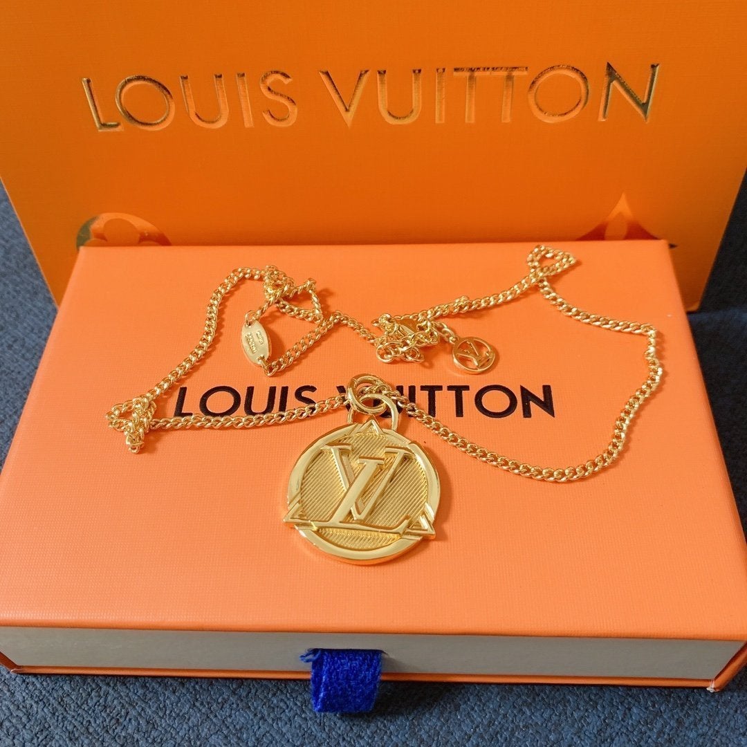 2025 Luxury Pendant Necklace