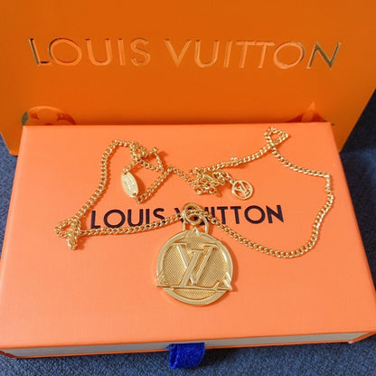 2025 Luxury Pendant Necklace