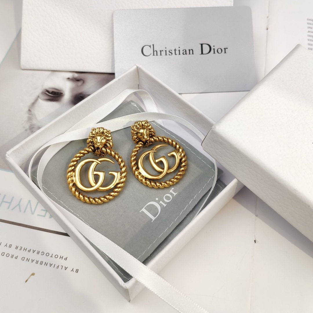 2025 Vintage Lion Stud Earrings