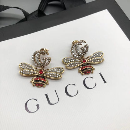2025 Fashion Rhinestone Little Bee Pendant Earrings