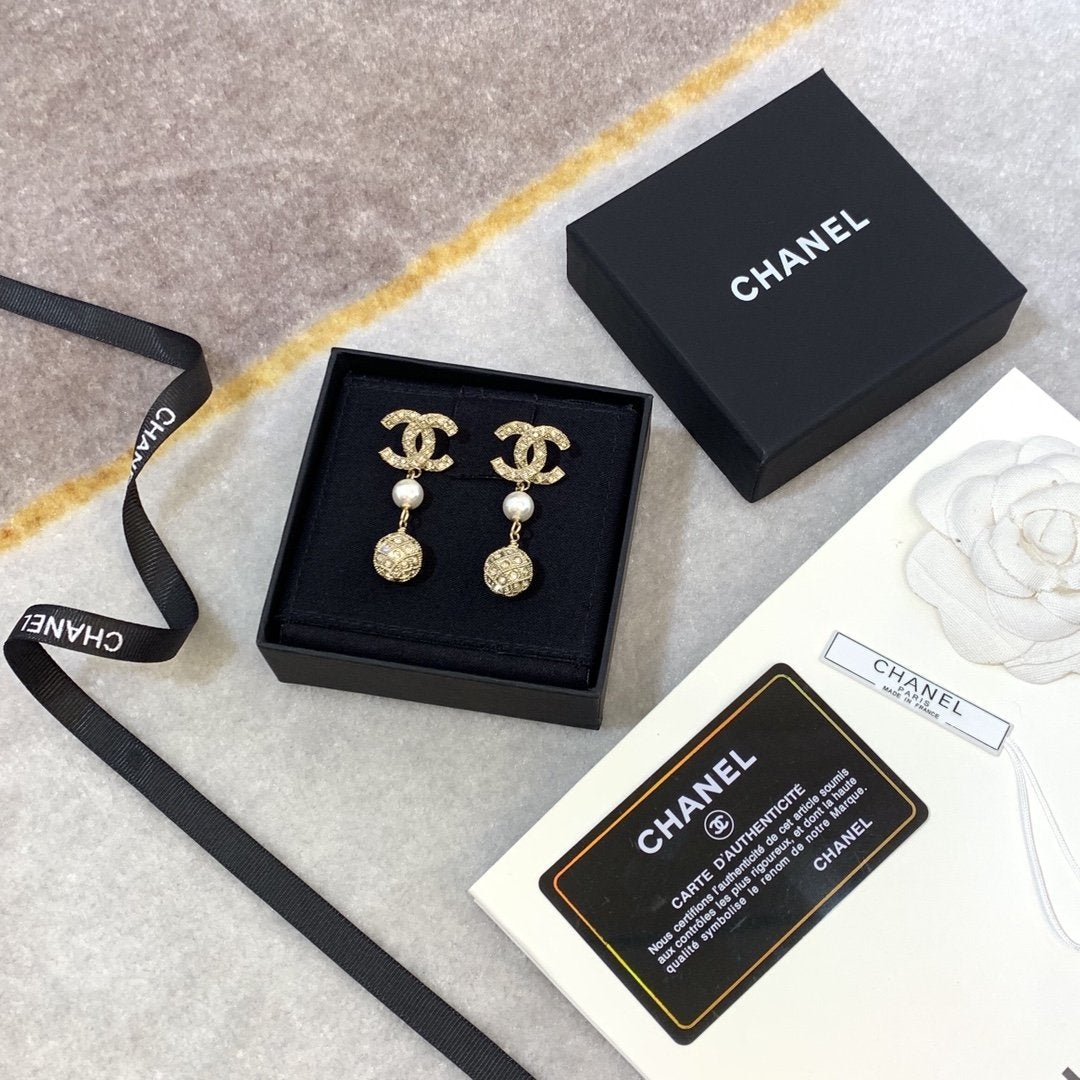 2025 Luxury Rhinestone Pearl Ball Pendant Earrings