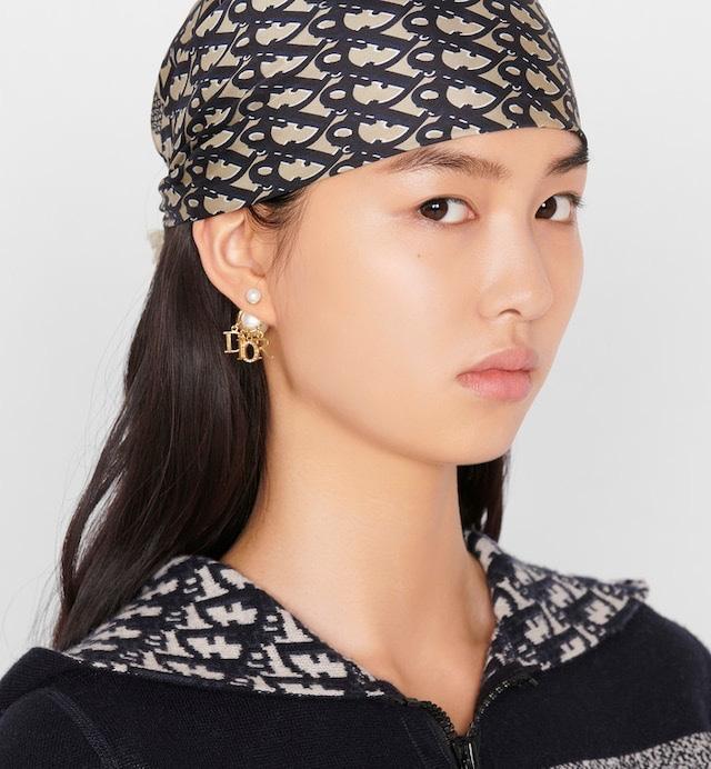 2025 Fashion Pearl Rhinestone Letter Pendant Earrings