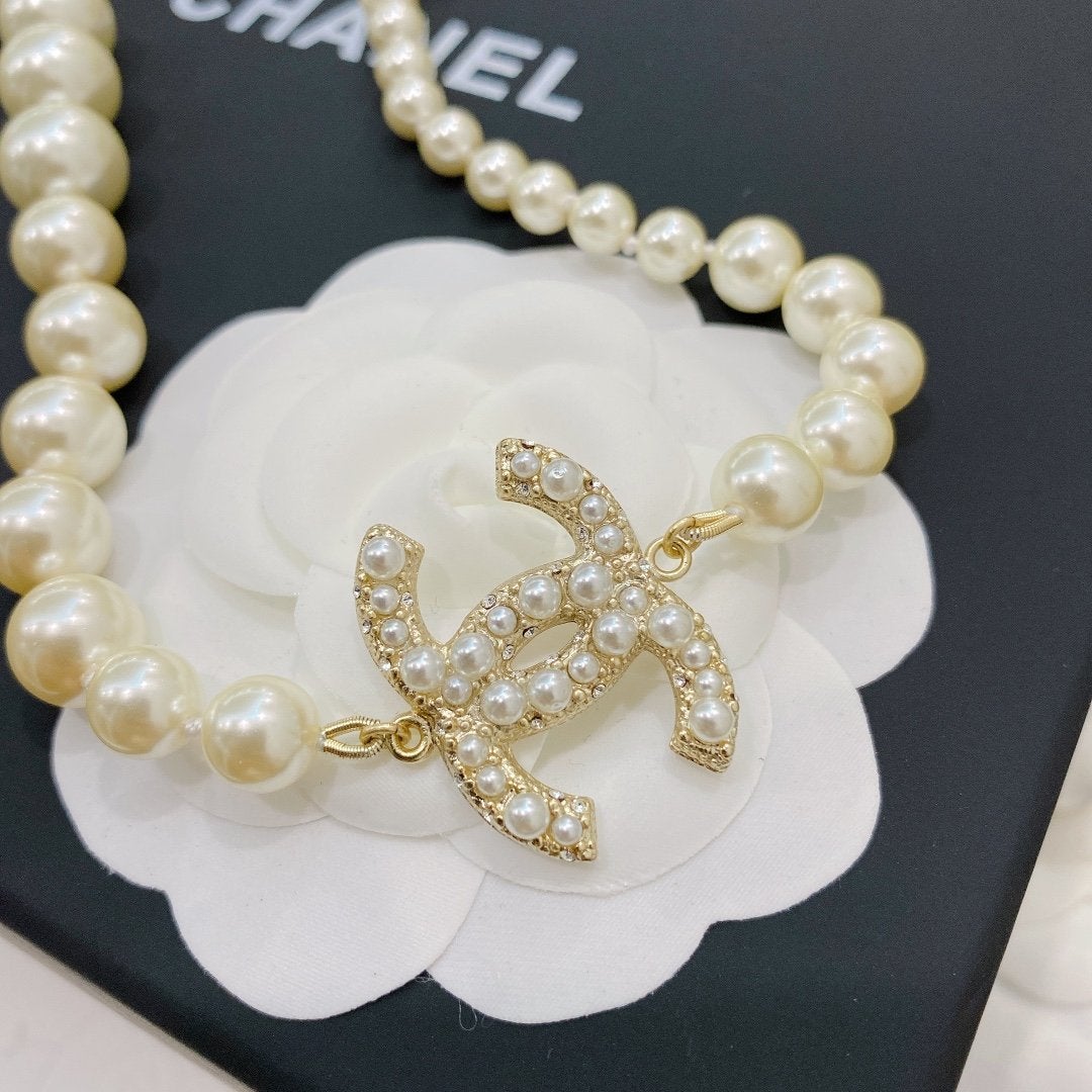 2025 Luxury Pearl Necklace