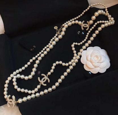 2025 Fashion irregular pearl necklace