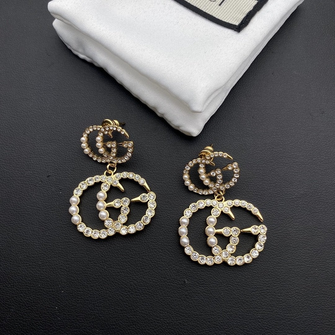 2025 Exquisite double pearl and rhinestone earrings