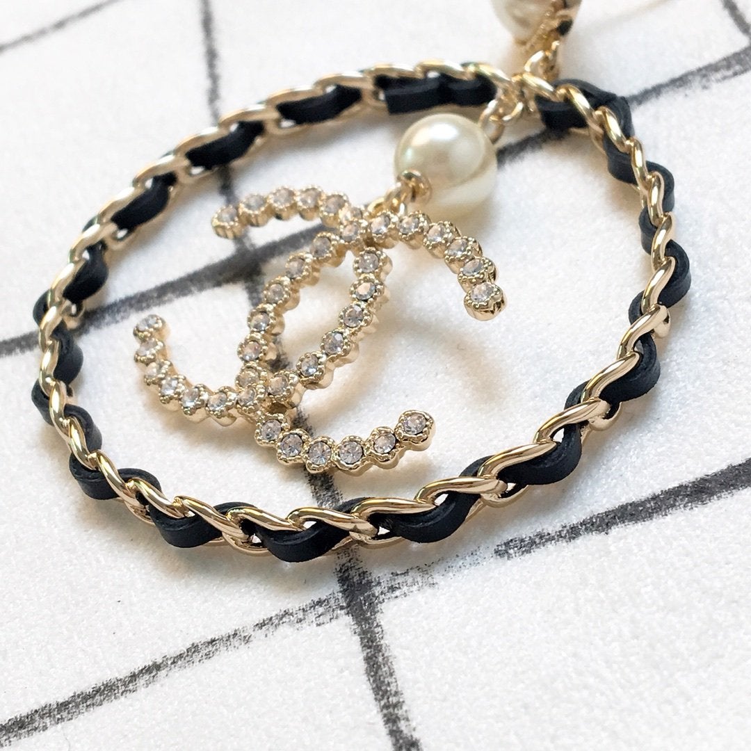 2025 Fashion hand-woven pendant earrings