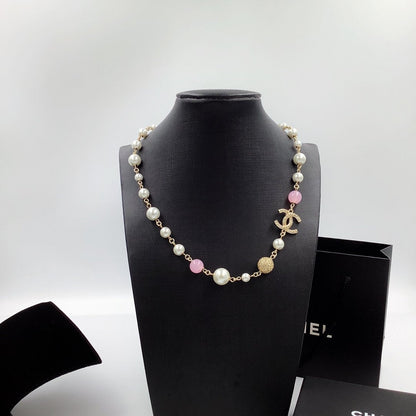 2025 Pink Pearl Side Necklace