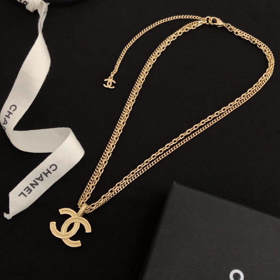 2025 High-end Double-Strand Letter Necklace
