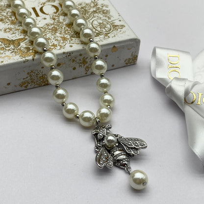 2025 Pearl Bee Pendant Necklace