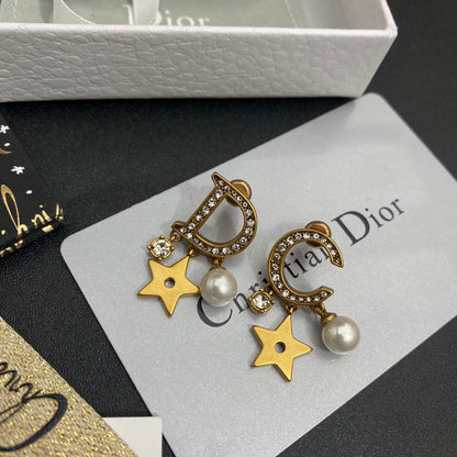 2025 Vintage Pentagram Pearl Earrings