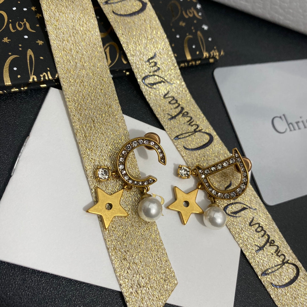 2025 Vintage Pentagram Pearl Earrings