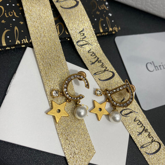 2025 Vintage Pentagram Pearl Earrings