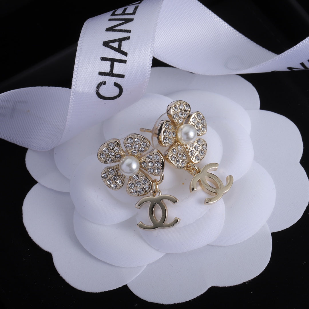 2025 Classic Double C Flower Pearl Rhinestone Earrings