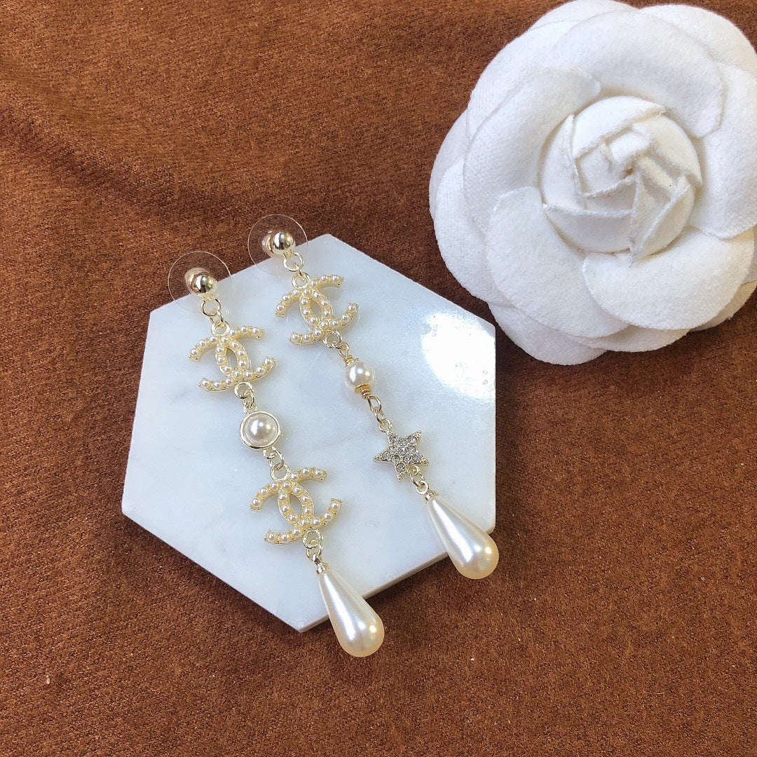 2025 Classic Double C Flower Pearl Star Dangle Earrings