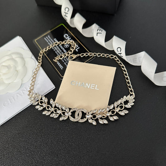 2025 Fashion Double C Leaf Rhinestone Necklace