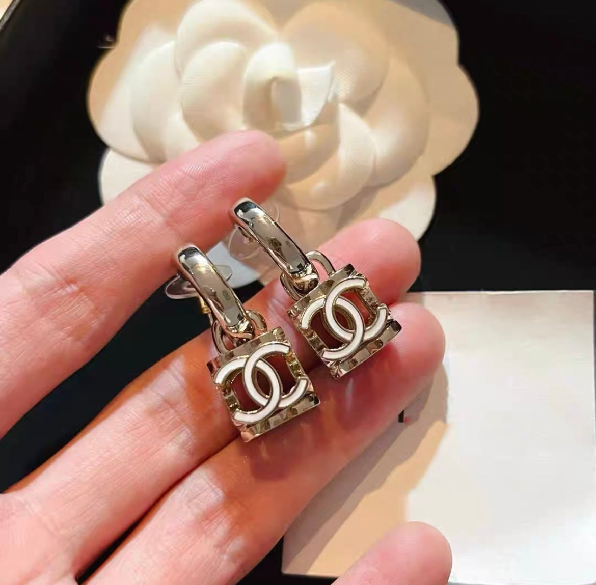 2025 Classic CC Square Drop Earrings