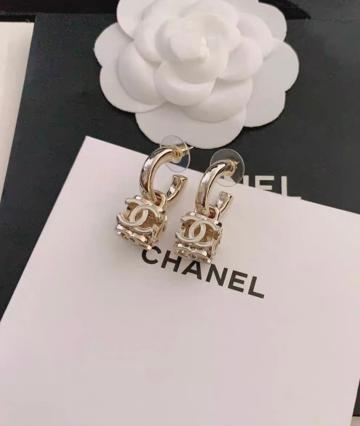 2025 Classic CC Square Drop Earrings