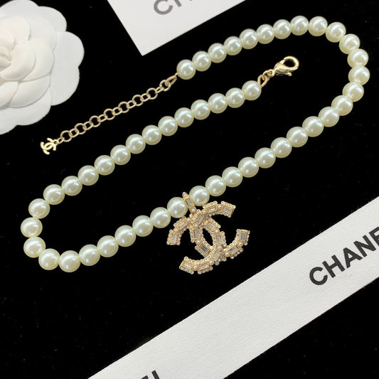 2025 Double C pearl rhinestone non-standard pendant necklace