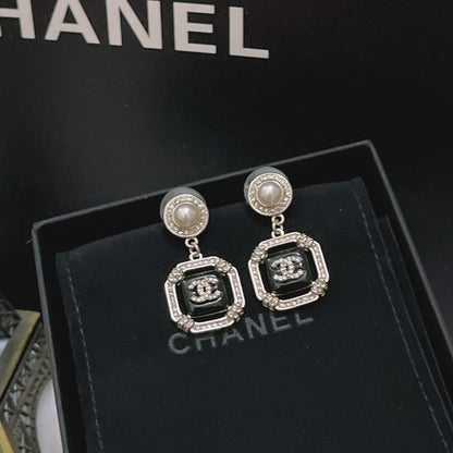 2025 Classic CC Square Pearl Rhinestone Drop Earrings