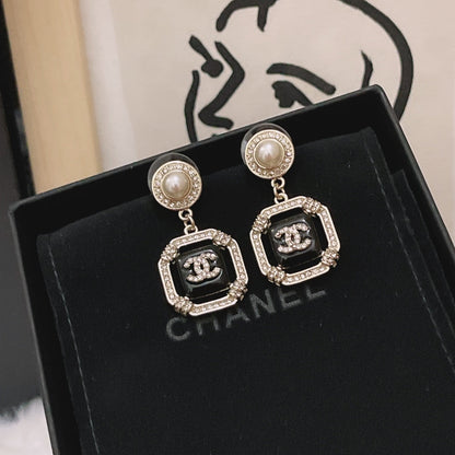 2025 Classic CC Square Pearl Rhinestone Drop Earrings