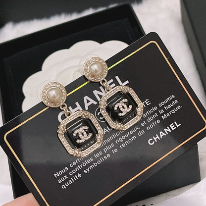 2025 Classic CC Square Pearl Rhinestone Drop Earrings