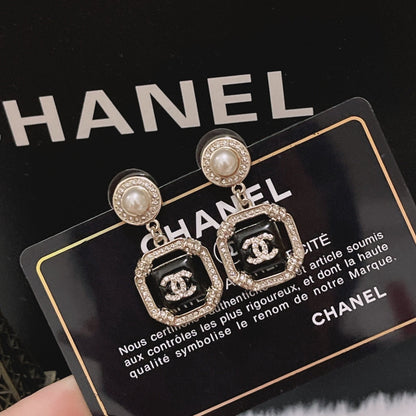 2025 Classic CC Square Pearl Rhinestone Drop Earrings