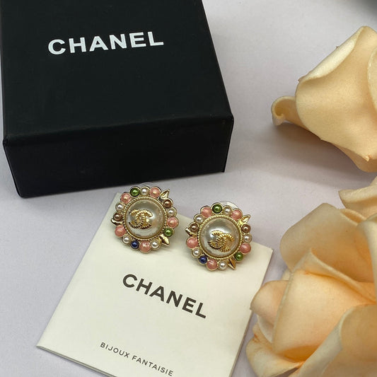 2025 Fashion double C pearl sunflower round earrings