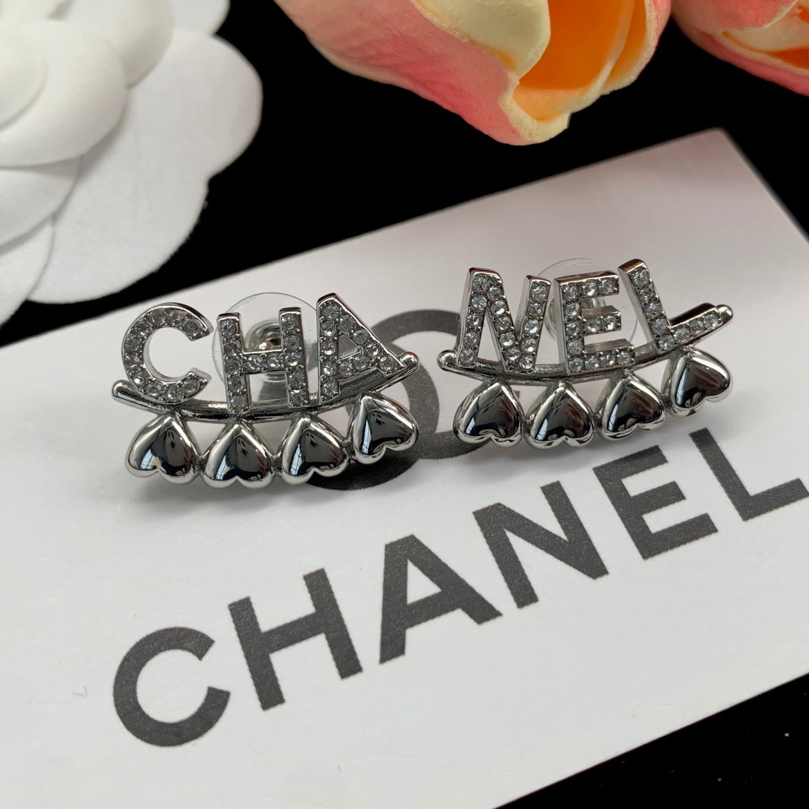 2025 Classic CHA letter heart pendant earrings