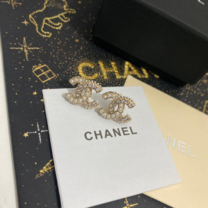 2025 Fashion Pearl Rhinestone Earrings