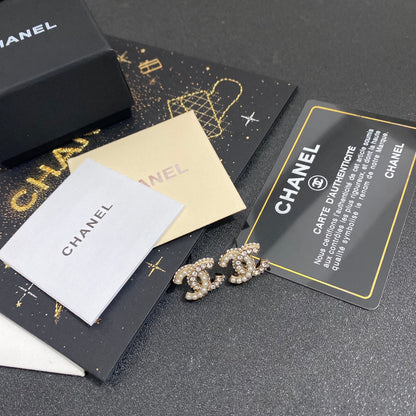 2025 Fashion Pearl Rhinestone Earrings