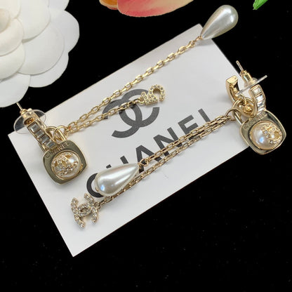 2025 Fashion Rhinestone Pearl Dangle Earrings