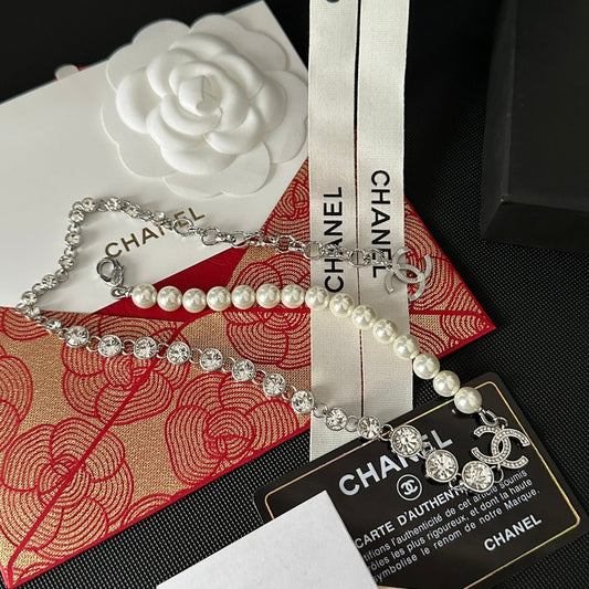2025 Fashion CC rhinestone pearl necklace