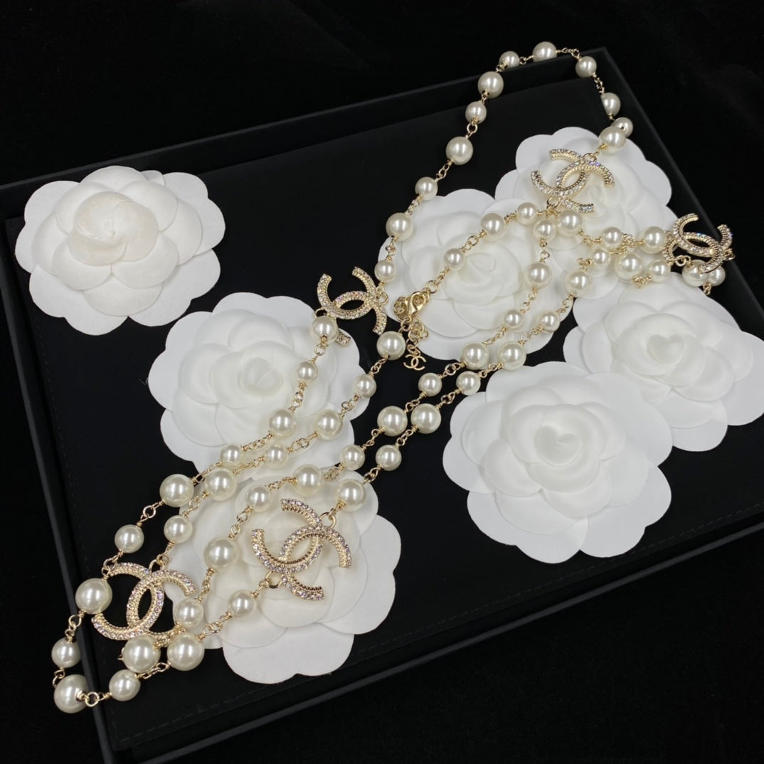 2025 Fashion CC Pearl Rhinestone Charm Necklace